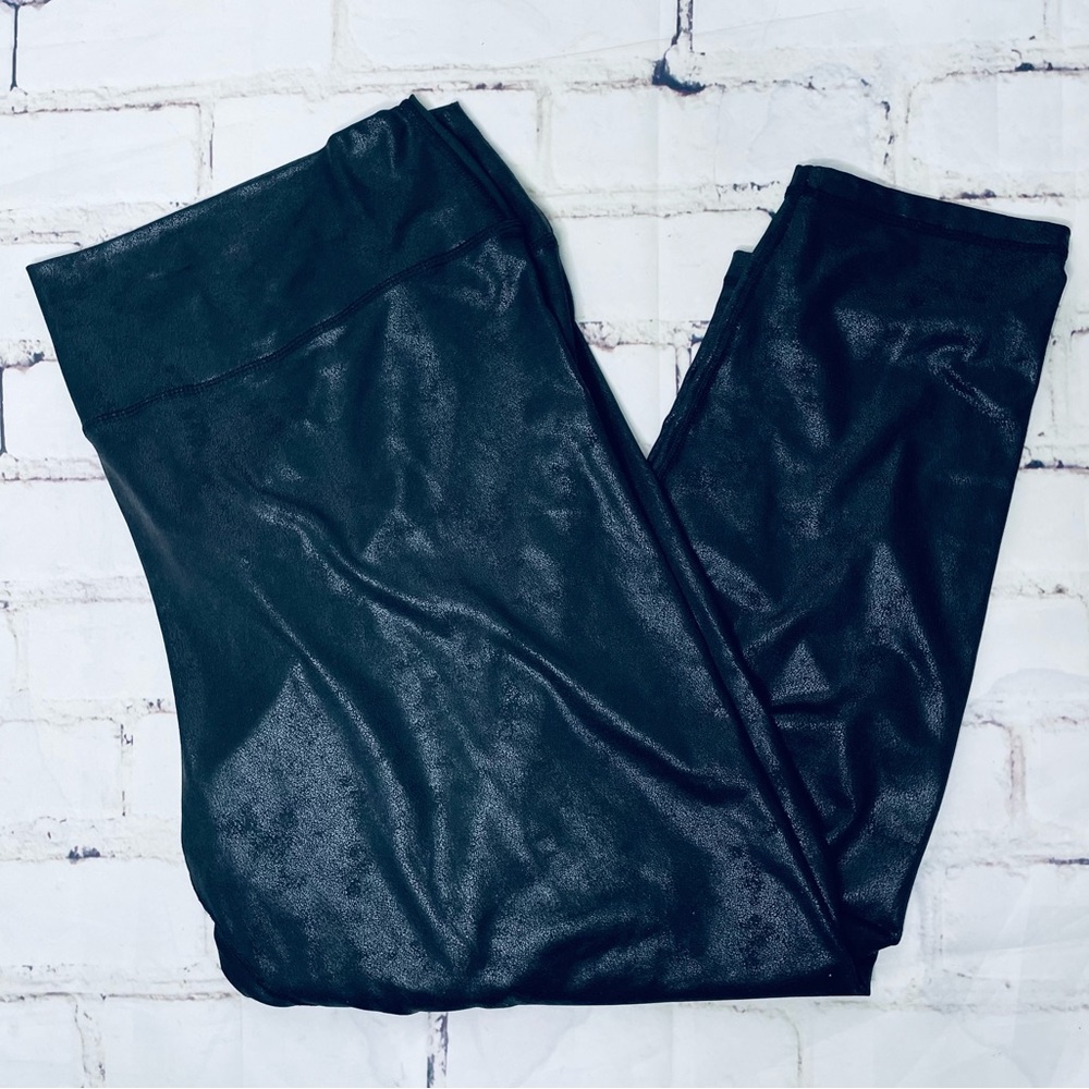 Black Tape_ Black Plus Size pant leggings in shimmer fabric size 2X
